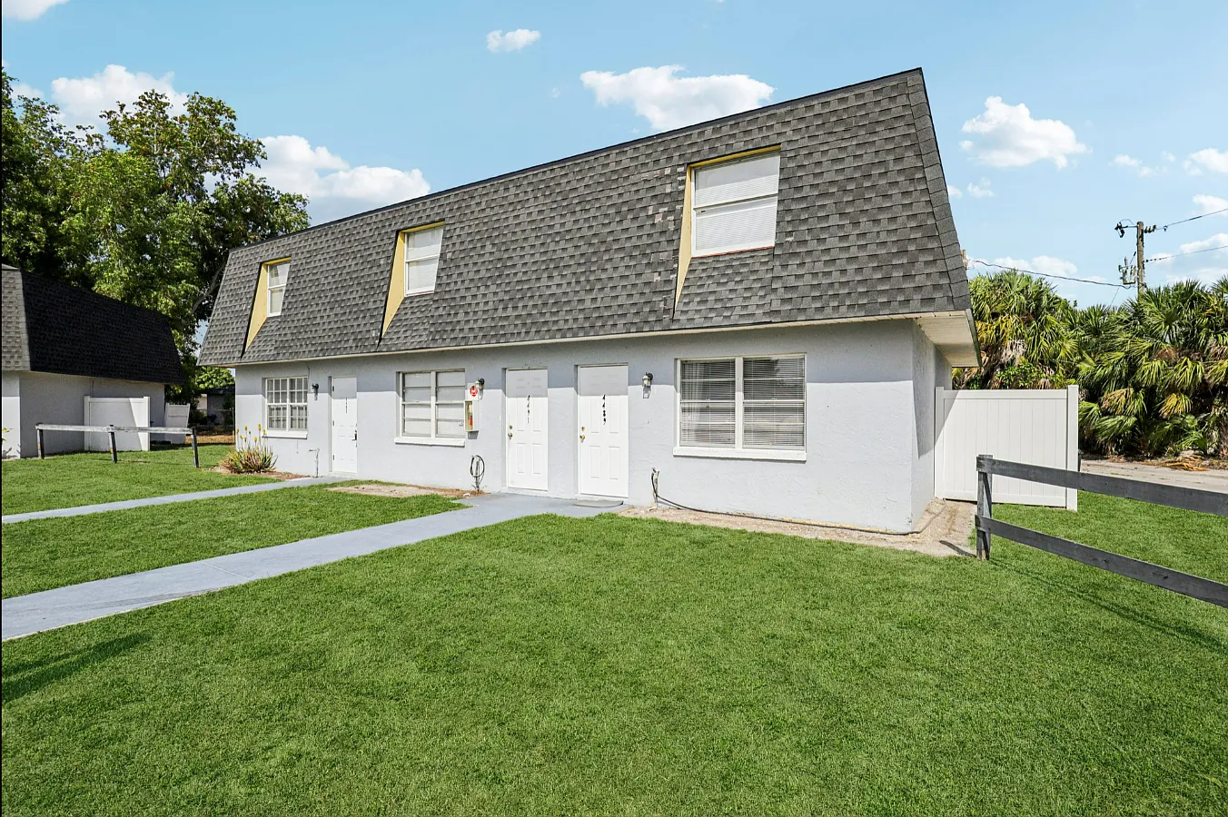 Frankie Court Townhomes — Photo 2