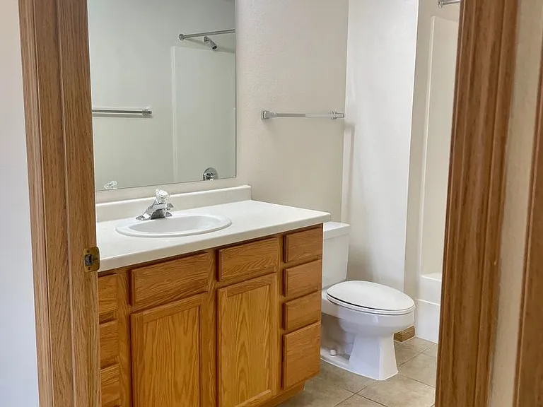 Pointe West II — Photo 11