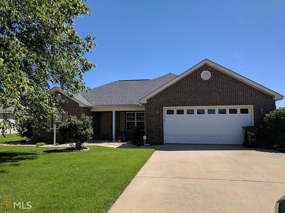 1st image of 104 Margeson Dr