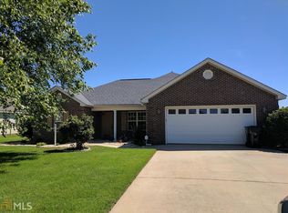104 Margeson Dr, Warner Robins, GA 31088