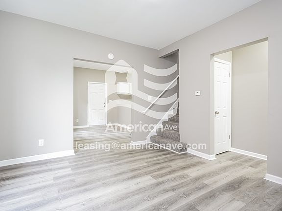 1665268_004_wm_-_living_room_12882780.jpg