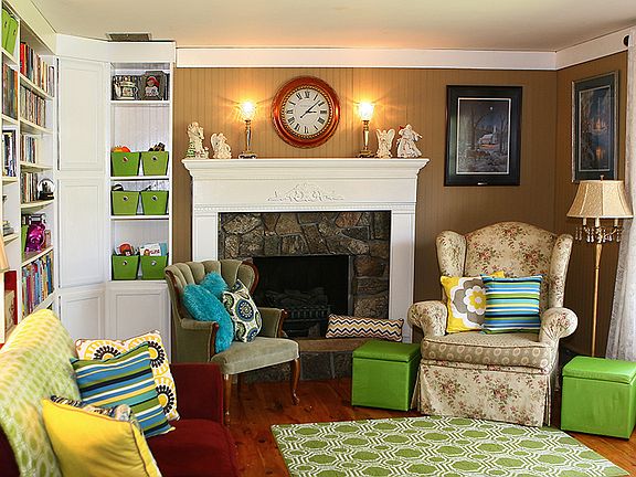 Storage,bookcases,fireplace