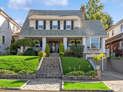 5211 Redfield Street, Little Neck, NY, 11362