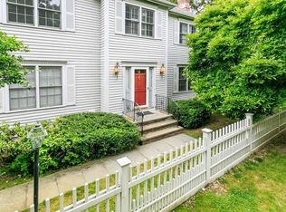 43 Glen Rd, Wellesley, MA 02481