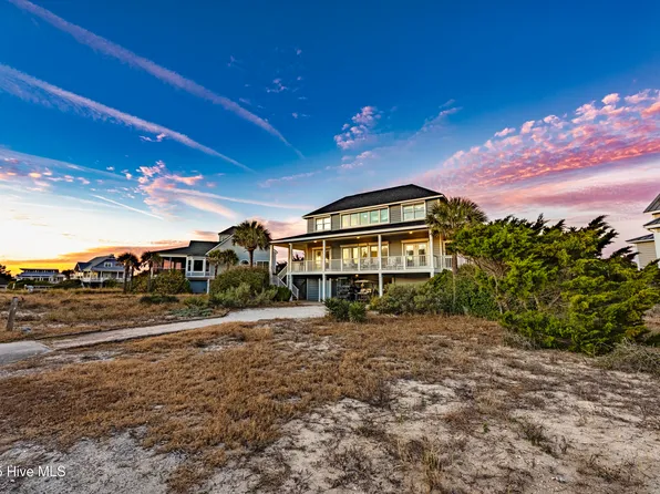 9 Peppervine Trail, Bald Head Island, NC 28461