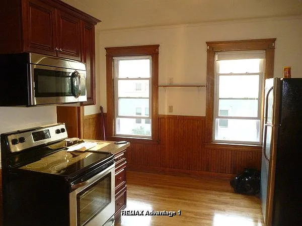 2 bed, 2942 sqft, $1,600 — Photo 2