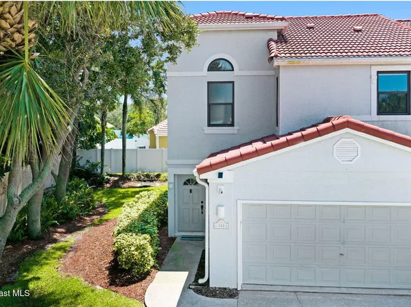 242 Seaview St, Melbourne Beach, FL 32951