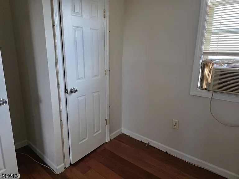 426 Tompkins St #1 — Photo 15