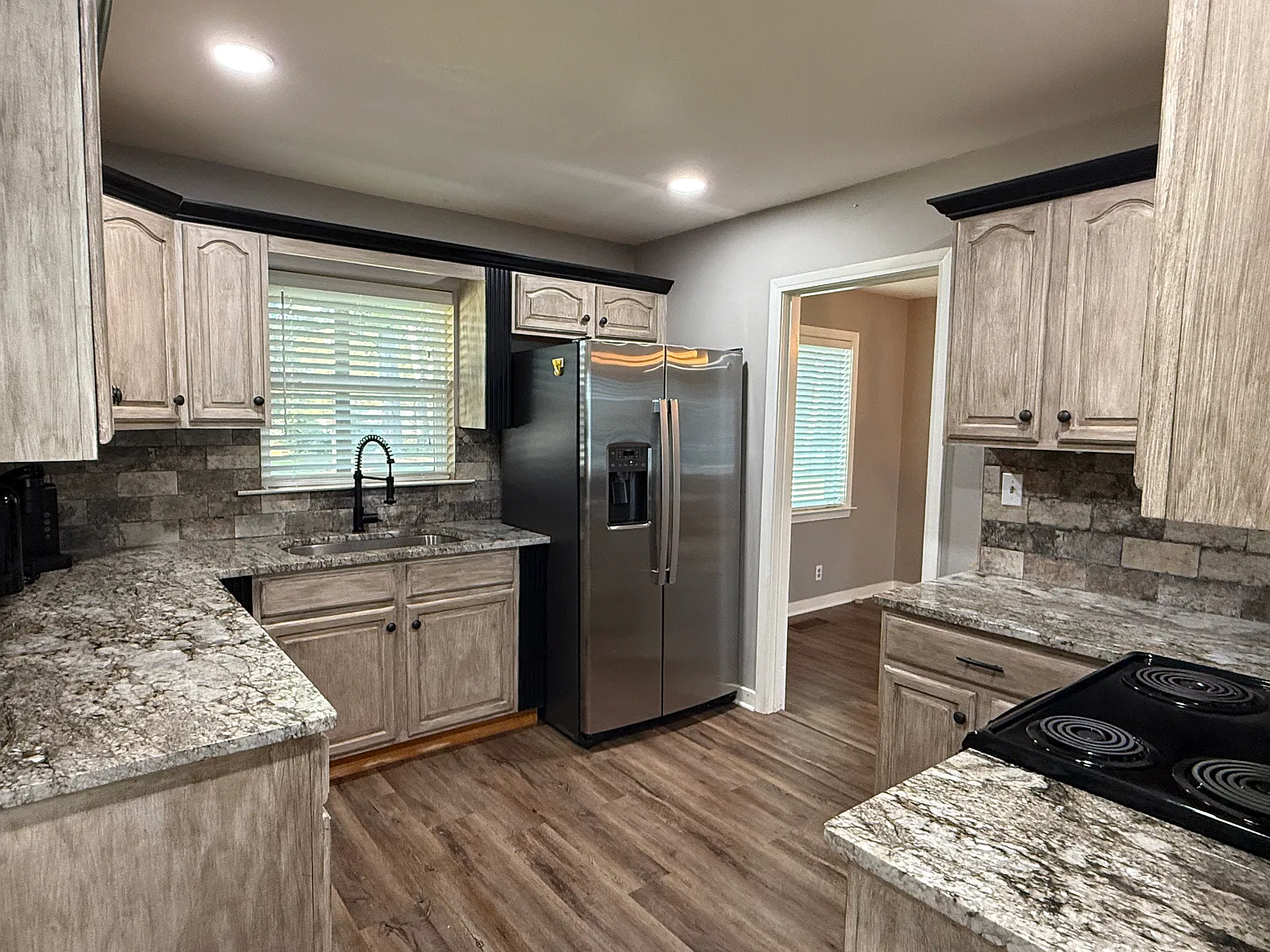 3 bed, 1660 sqft, $2,250 — Photo 4