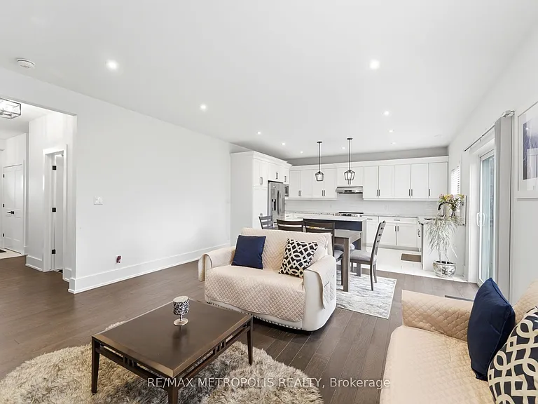 212 Iva St — Photo 6