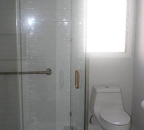 4th image of 122 N Almont Dr