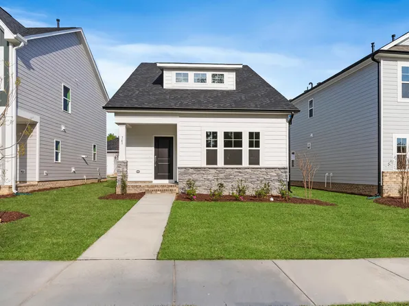 761 Portland Rose Dr, Knightdale, NC 27545