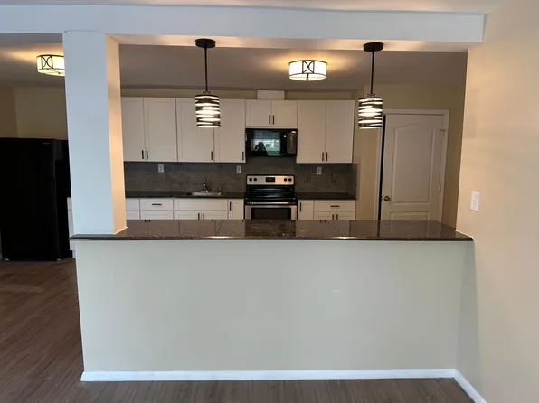 1786 Route 209 #106, Brodheadsville, PA 18322