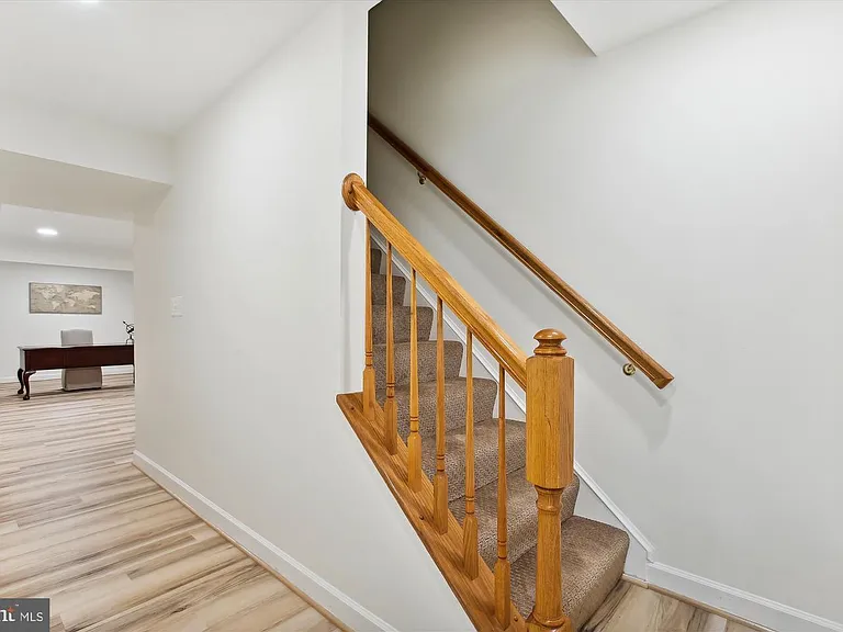 2071 Madrillon Rd — Photo 28