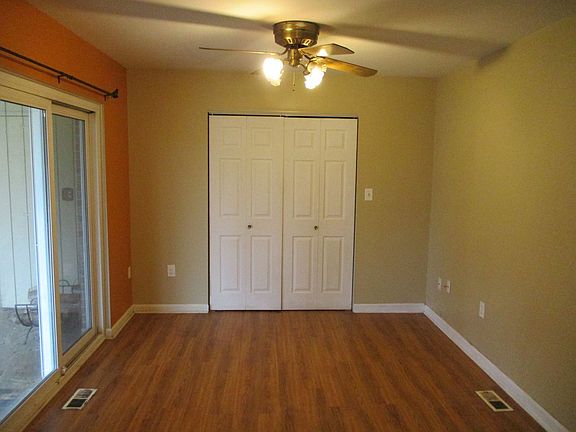 5th image of 6461 Freeport Dr