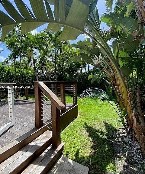 9472 Byron Ave — Photo 24