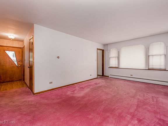 5th image of 436 W Greenfield Ave