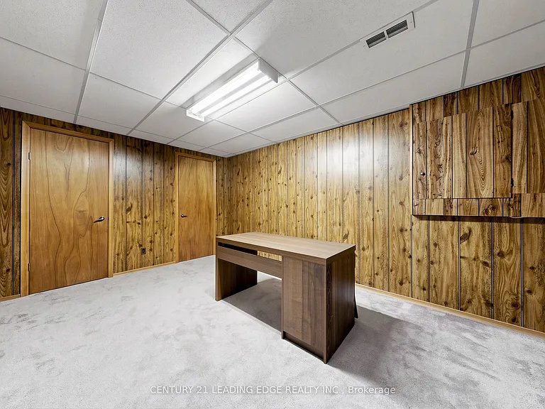 1 Briarwood Rd — Photo 44
