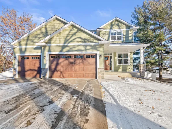 2690 Hamline Ave N, Roseville, MN 55113