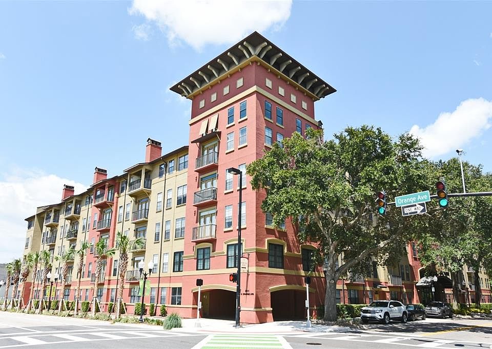 1st image of 911 N ORANGE AVENUE #402
