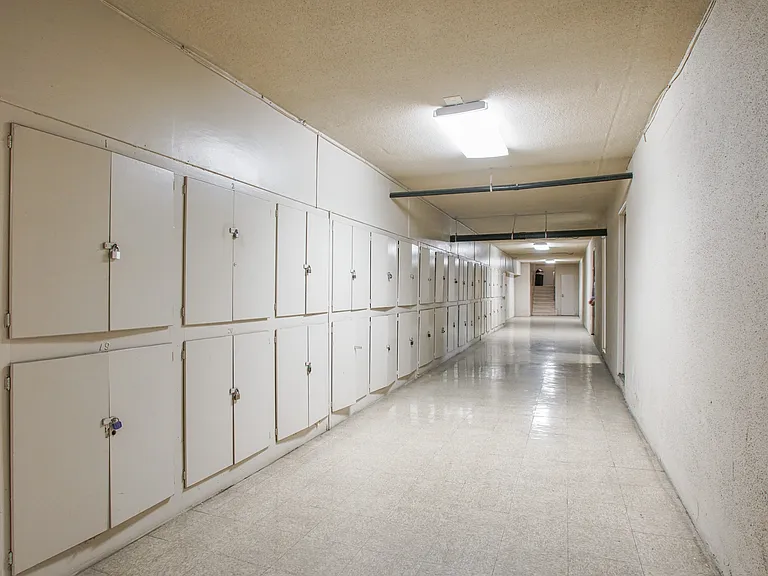 Marengo Apartments — Photo 9