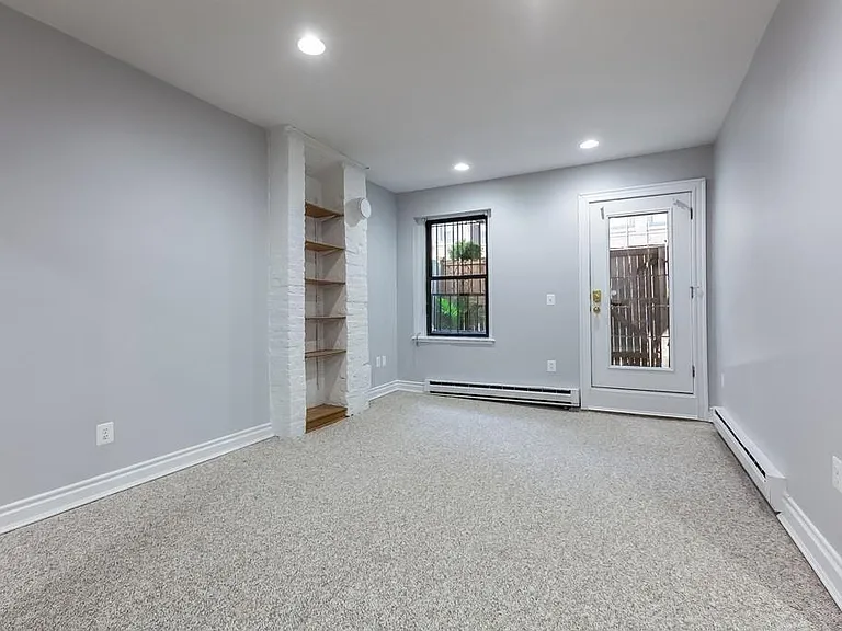 16 Symphony Rd #1 — Photo 2