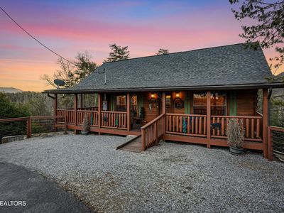 1713 Bear View Rd, Sevierville, TN, 37876