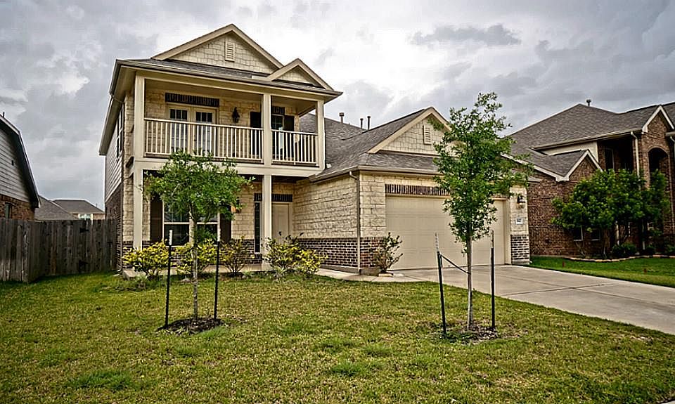 1st image of 3527 Daniel Falls Ln