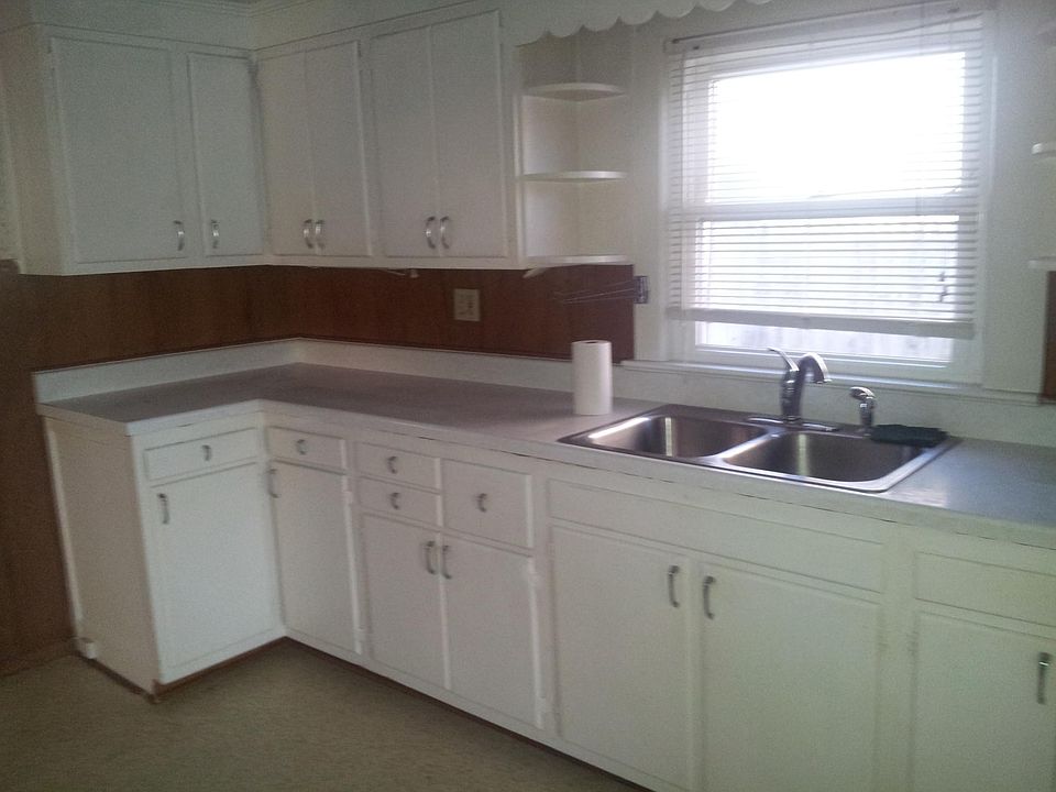 2nd image of 4033 Maine Ave NW #1