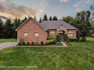 2940 N Dana Pointe Dr #16, Pinckney, MI