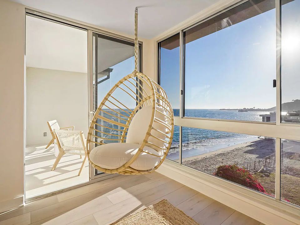 Slide open the windows for a fresh sea breeze and embrace the beachside atmosphere.