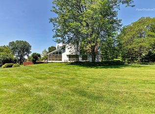 25833 W Apache Ln, Lake Barrington, IL