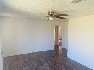 831 W Rittenhouse Rd, Houston, TX 77091