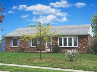 11 Heather Rd, Newark, DE 19702