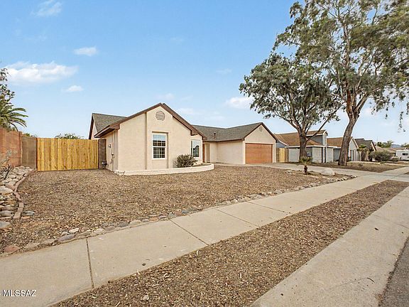 2nd image of 4801 W Waterbuck Dr