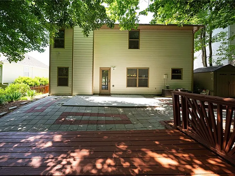 715 Moonlight Way — Photo 42
