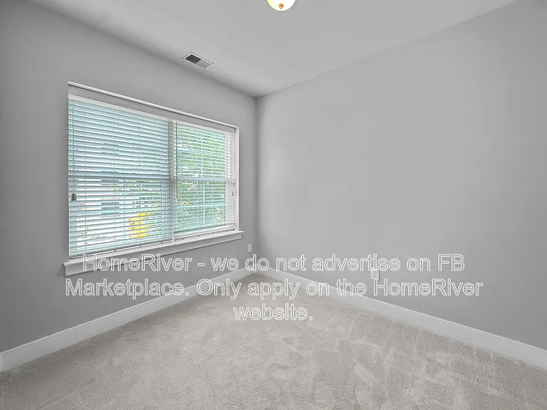 2907 Bleeker St #203 — Photo 10