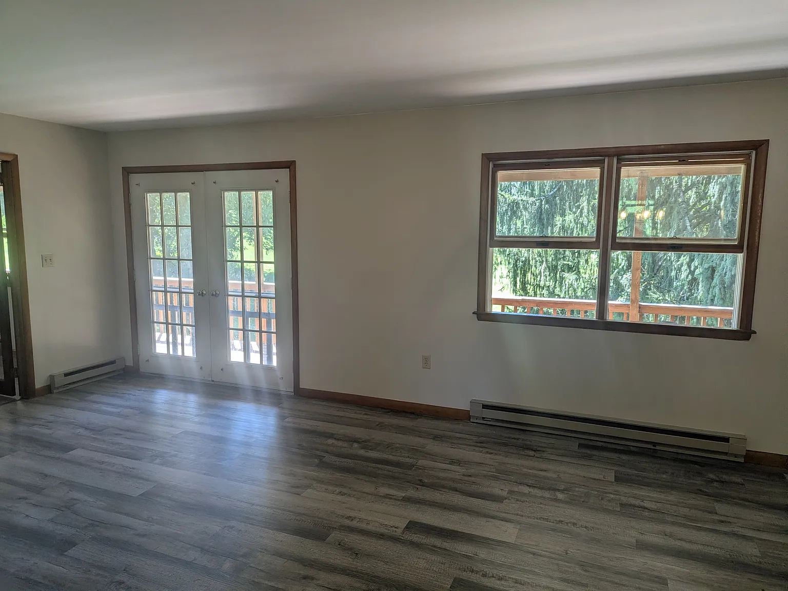 4 bed, 2000 sqft, $2,250 — Photo 4