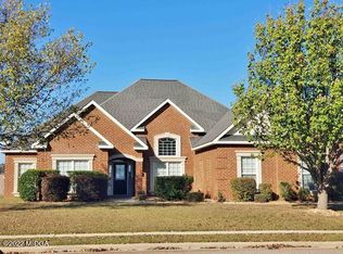 204 Roseine Dr, Warner Robins, GA 31088