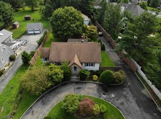 680 Black Oak Ridge Rd, Wayne, NJ 07470