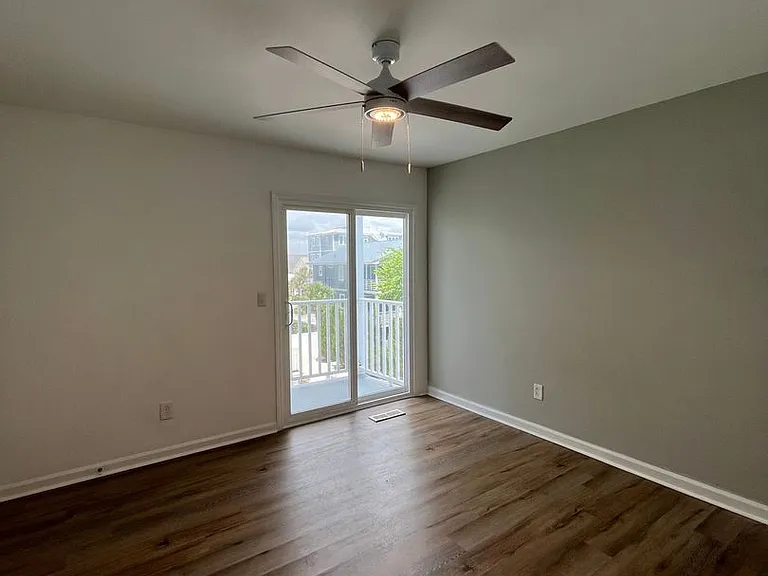 1503 Carolina Beach Ave N #2A — Photo 19