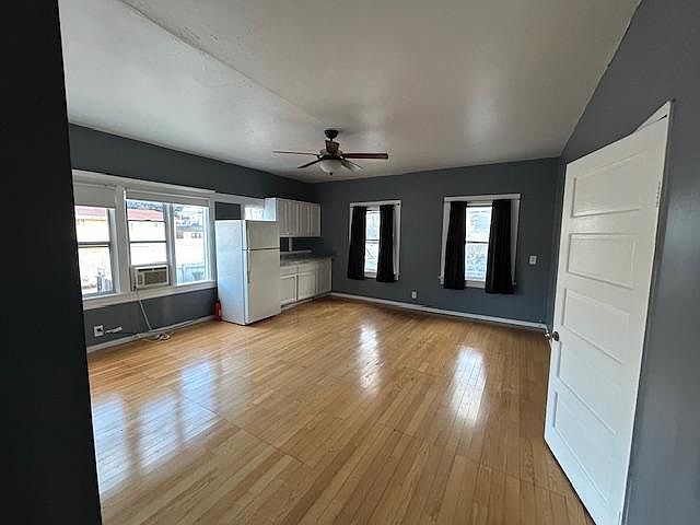 1st image of 230 N Bonnie Brae St APT 5