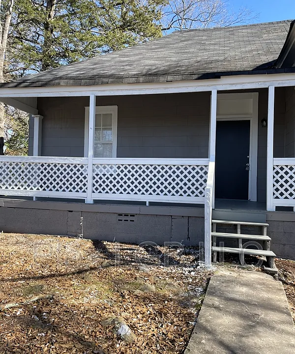 201 Cato St