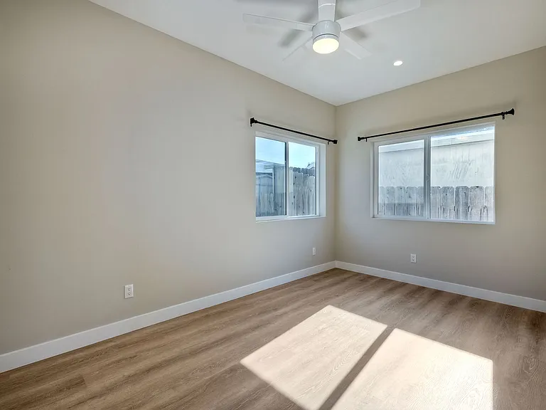 5169 Tipton St — Photo 9
