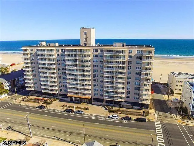 9400 Atlantic Ave #818 — Photo 31