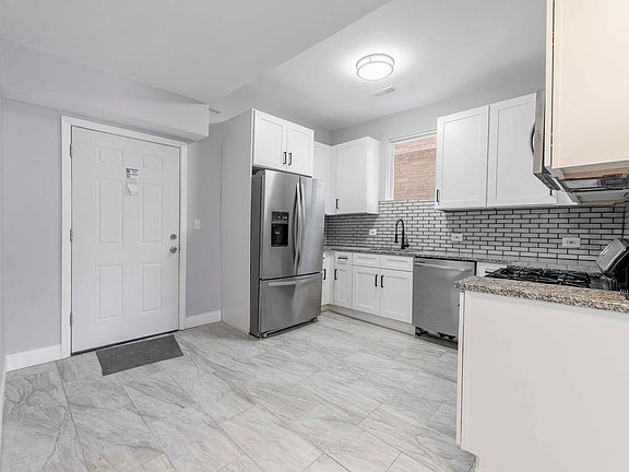 2nd image of 3710 W Diversey Ave #2