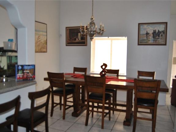 4th image of 658 Katherine Ct