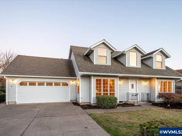 840 Moonflower St NE, Salem, OR 97301