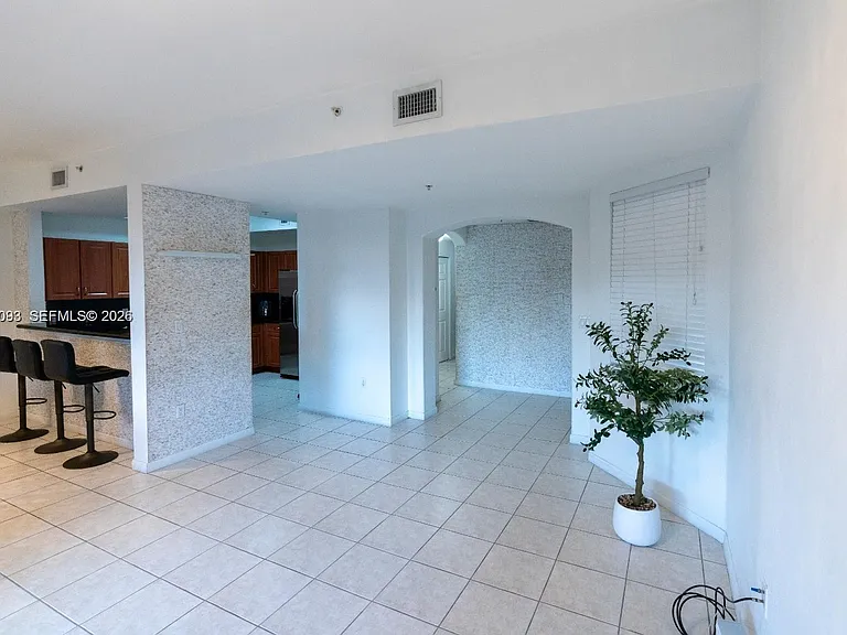 11403 NW 89th St #110 — Photo 6