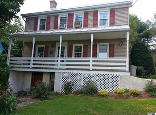 18 Webster School Rd, Grantville, PA 17028